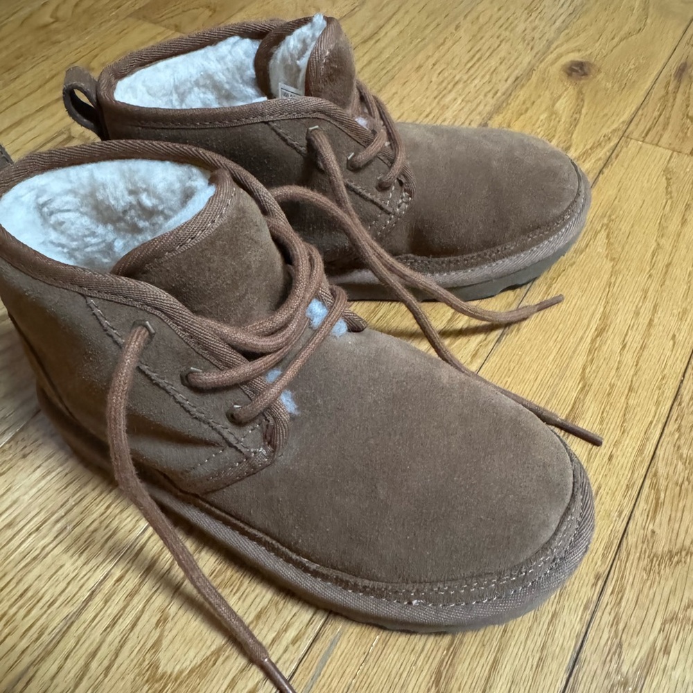 UGG Kids' Neumel II Sheepskin Chukka Boots